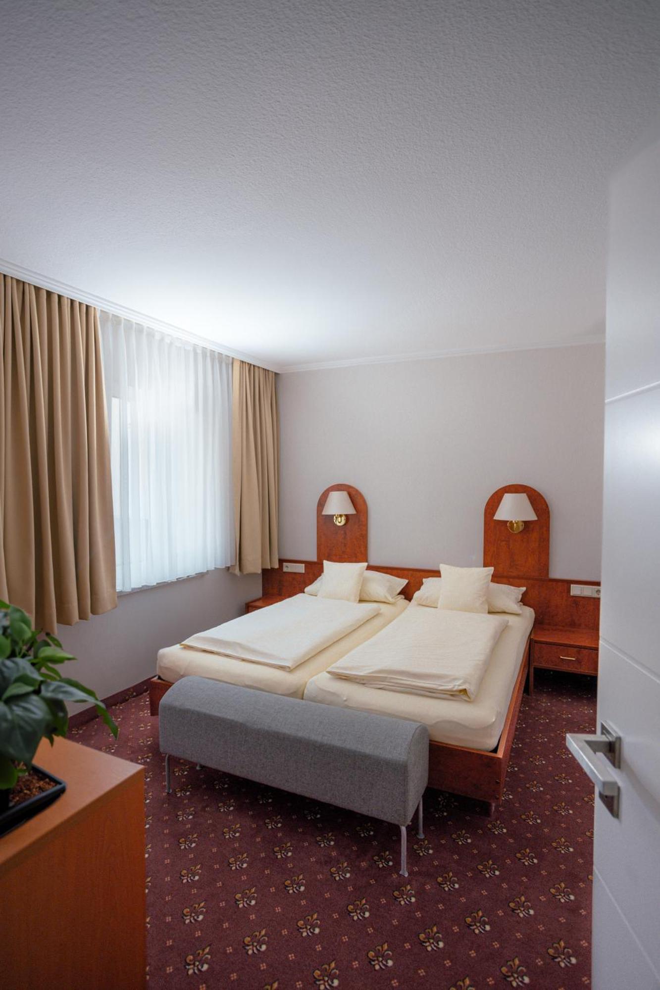 Ferienhotel Wolfsmuehle Rodishain Екстер'єр фото