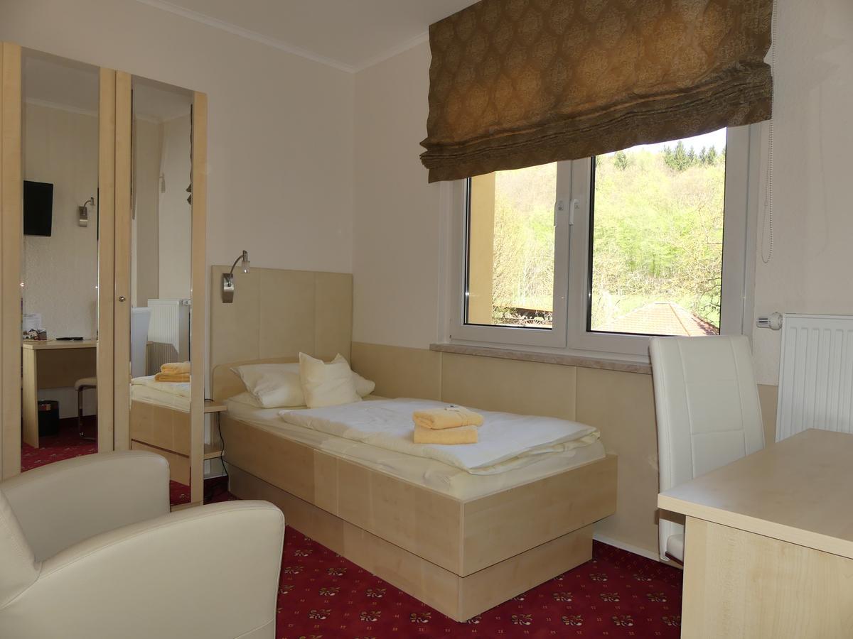 Ferienhotel Wolfsmuehle Rodishain Екстер'єр фото